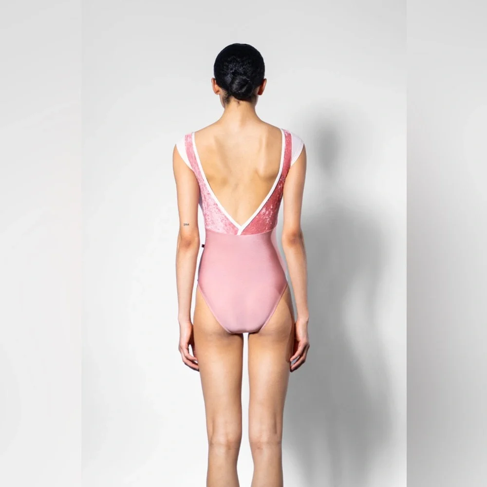 SOLD: Yumiko Contrast Alicia | Crushed Velvet - Romance | Medium - Picture 7 of 10